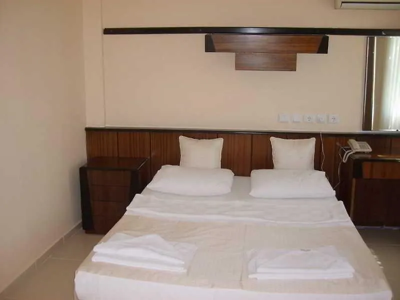 Tuemay Hotel Bitez 4*,